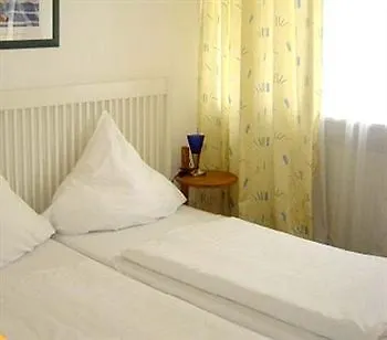 The Suite Hotel Garden Frankfurt am Main 4*,